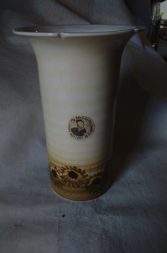 Jersey pottery vase 10x18cm - pottery, vase.10x18cm