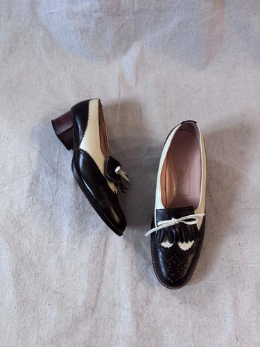 Womens 1940s two tone wing - 1940s,