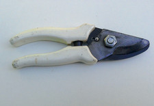 VINTAGE WILKINSON SWORD BYPASS PRUNER SECATEURS 6½"   MADE IN THE UK