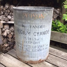 Old Vintage Original Yanoids Sodium Cyanide Galvanised Storage Dolly Tub Planter
