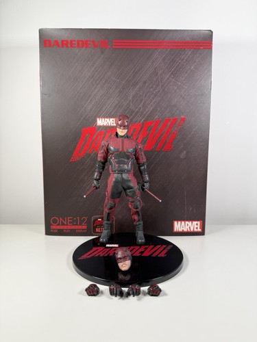 Mezco one daredevil netflix - one:12,