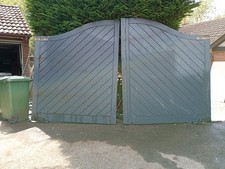 Hardwood driveway gates - hardwood,