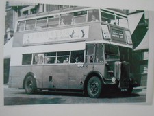 LONDON TRANSPORT BUS - G 142