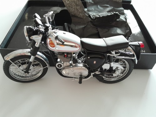 Minichamps scale bsa gold - 1/12,