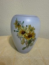 Vintage Flora Plateel Gouda Holland Vase Daisy” Pattern –Hand-Painted – No. 1491