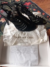 Sabrina Chic Black Womens