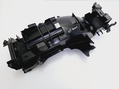 Honda ntv650v ypp - ntv650v, rear