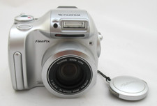 Vintage Fujifilm FinePix 2800