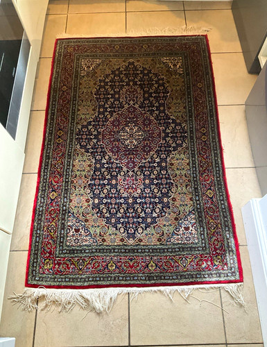Hand knotted pure silk rug - pure,