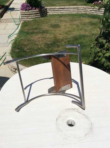 Teak and stainless steel - stainless,
