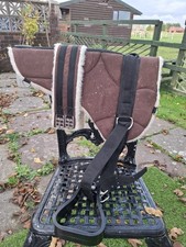 Horse Treeless Saddle Pad Bareback Pad with Fur and Stirrups used once