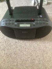 SONY CFD-S70 RADIO CASSETTE CD