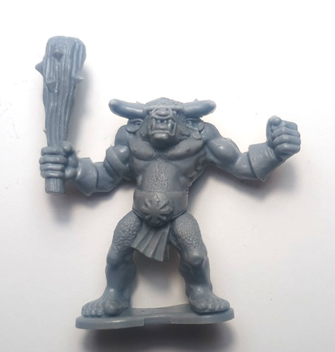 Warhammer quest minotaur - minotaur, with