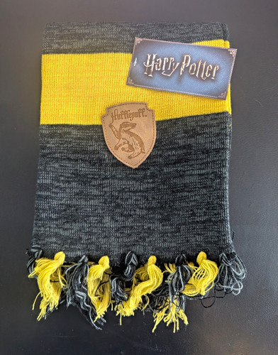 Harry potter hufflepuff scarf - hufflepuff,