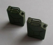 Pair of Jerry cans in 1/24th