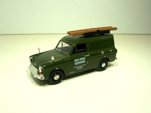 Vanguards ford anglia van - vanguards,