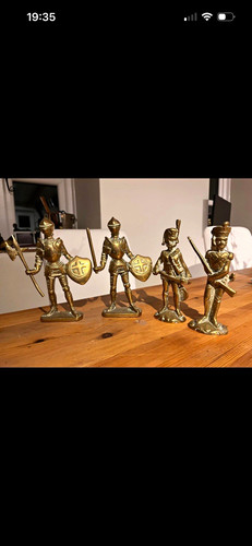 Solid brass figurines - brass, figurines/statues