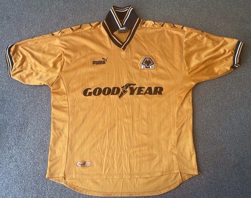 Wolverhampton wanderers - wolverhampton,