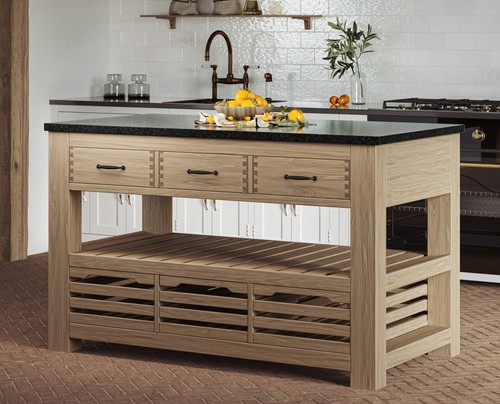Three drawer oak kitchen - oak,