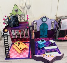 RARE Monster High School