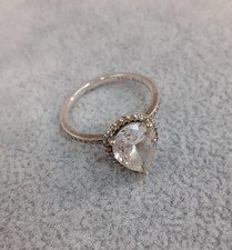 Pandora Sparkling Pear Halo