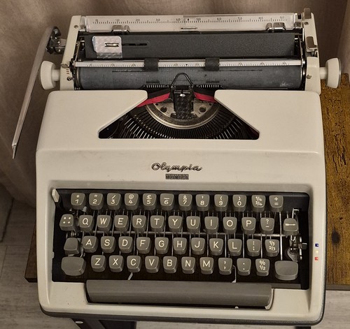 Vintage olympia monica - vintage,