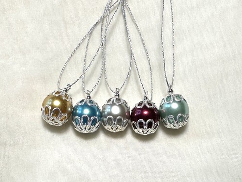 Mini pearl bauble - mini,