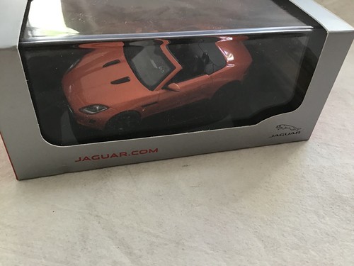 Ixo scale jaguar f type - 1/43,