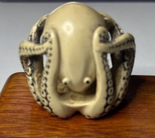  JAPANESE NETSUKE  OCTOPUS