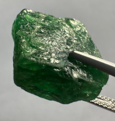 Natural tsavorite - natural,