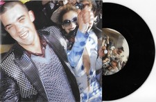 Robbie Williams - Baby Girl