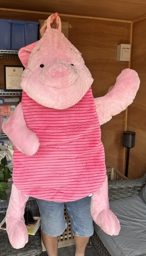 Piglet from winnie the - winnie, pooh