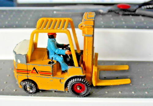 Corgi allis charmers acp 60 - corgi,