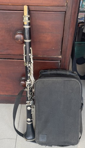 Artley 17s clarinet with - 17s, hard