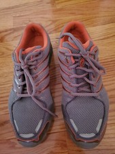 inov-8 Size 8 Colir Gray/