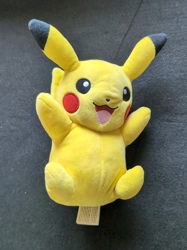 Pokemon pikachu plush cuddly - pikachu,