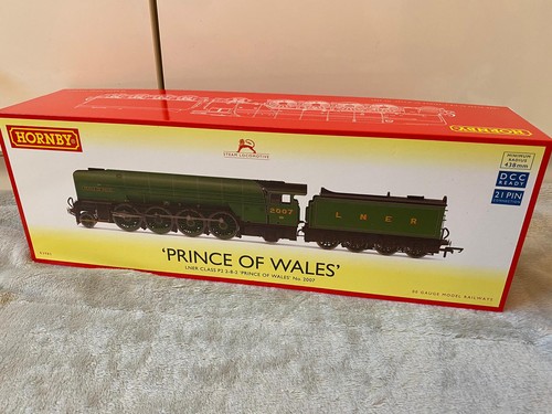 Hornby r3983 lner class - class, p2