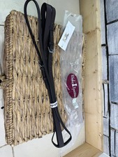 S/H Windsor Leather Standing