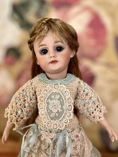 Small vintage porcelain doll - small,