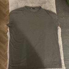 2 x Rohan Men's T shirts Size large basis t in grey and t plus in red 