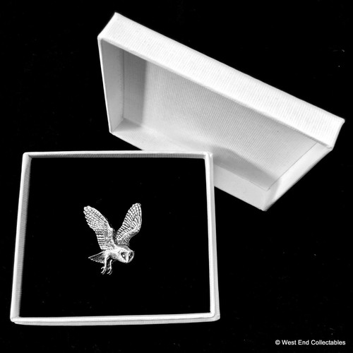 Barn owl silver pewter pin - barn,