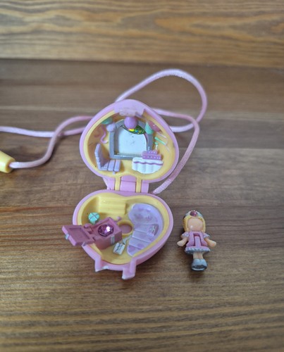 Vintage polly pocket pretty - polly,