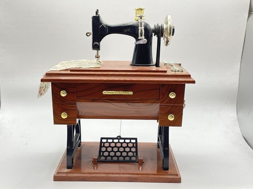 Vintage clockwork sewing - vintage,