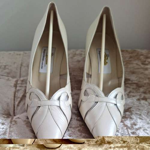 Renata pearl white - renata,