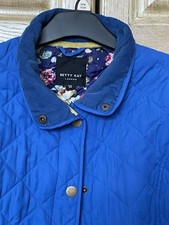 Ladies Jacket Betty Kay London