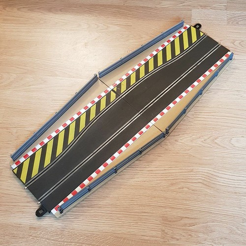 Scalextric c8246 side swipe - scalextric,