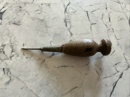 Leather working scratch - working, awl