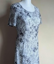 Vintage 90s Lace Paisley Grey