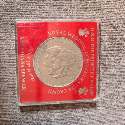 Royal wedding commemorative - royal,
