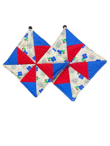 Vintage quilted pot - quilted, holders
